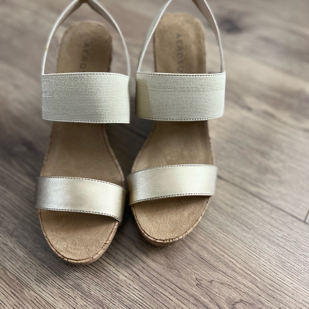 Aerosoles women’s wedge sandals